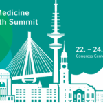Veranstaltungshinweis zum Sports Medicine und Health Summit in Hamburg vom 22. bis 24. Juni 2023 im Congress Center Hamburg (CCH). Zu sehen ist eine illustrierte Skyline von Hamburg.